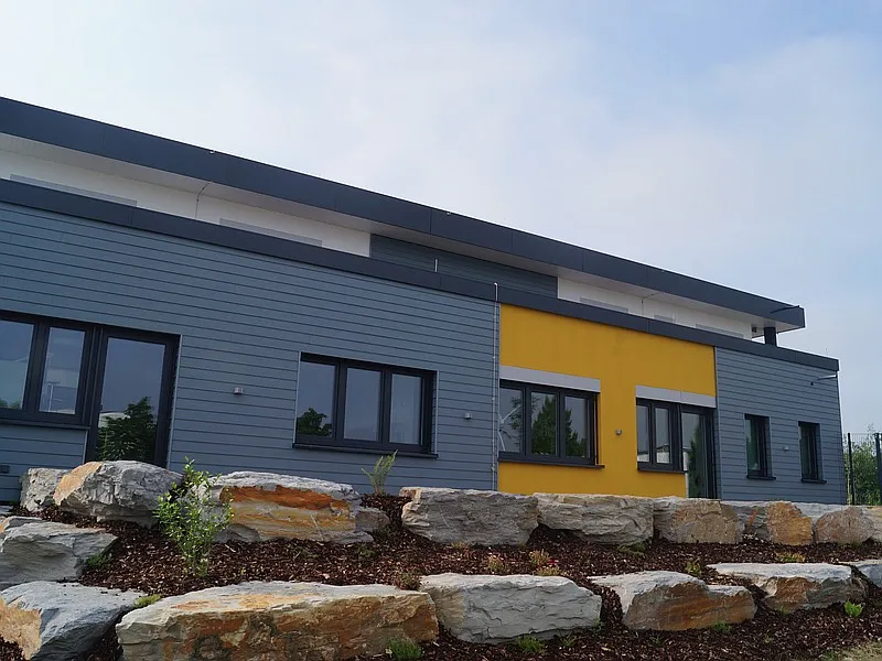 Tierarzt Geseke Vivet Bepflasterung und Bepflanzung